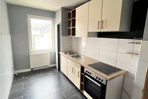 Wohnen mit Charakter – Helle 3,5-Zimmer-Wohnung mit guter Anbindung – Mallinckrodtstr.  207, 44147 Hafen, Dortmund – Vorschaubild 2