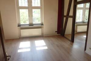 Charmante Altbauwohnung im Grünen – 3-Zimmer-Wohnung mit offener EBK auf ca. 95 m² – Kurvenstraße 34, 42399 Langerfeld-Beyenburg, Wuppertal – Vorschaubild 5