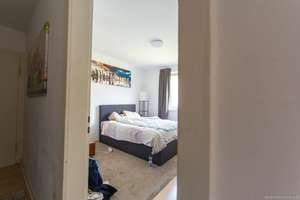 Sonnige Aussichten für Kapitalanleger - Vermietete 2-Zimmer-Wohnung mit Balkon und Kanalblick – Die vollständige Adresse der Immobilie erhältst du vom Anbieter., 20537 Hamm, Hamburg – Vorschaubild 4
