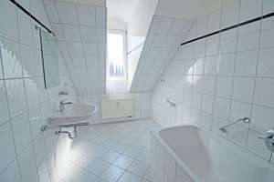 BEZUGSFREI // DACHGESCHOSSWOHNUNG MIT LOGGIA IN GOHLIS // ALTBAUCHARME TRIFFT ZEITGEMÄSSES WOHNEN – Die vollständige Adresse der Immobilie erhältst du vom Anbieter., 4157 Gohlis-Mitte, Leipzig – Vorschaubild 15