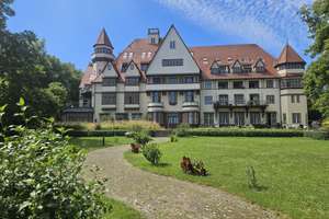 Rarität am Großen Wannsee – Traumwohnung mit Turmzimmer, 360°-Blick & eigenem Steg – Die vollständige Adresse der Immobilie erhältst du vom Anbieter., 14109 Wannsee, Berlin – Vorschaubild 2