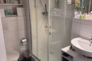 Schöne helle 2-Zimmer-Wohnung mit großem Balkon und Tiefgaragenstellplatz – 80639 Nymphenburg, München – Vorschaubild 10