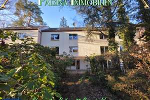 Charmantes Reihenmittelhaus mit Keller, Garten und Garage in Wannsee