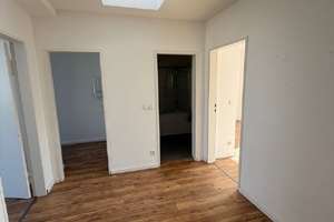 3-Zimmer-Wohnung am Chlodwigplatz! – Die vollständige Adresse der Immobilie erhältst du vom Anbieter., 50678 Neustadt/Süd, Köln – Vorschaubild 4