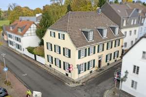 Für Individualisten mit Stil: Altbau-Kaminwohnung, Rheinblick und Garten – Die vollständige Adresse der Immobilie erhältst du vom Anbieter., 40593 Urdenbach, Düsseldorf – Vorschaubild 17