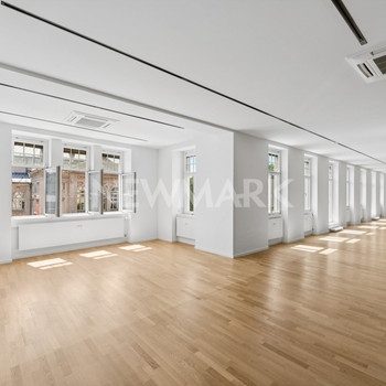 Repräsentatives Altbau-Loft in Bestlage Bogenhausen