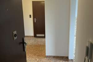 Modernes Wohnen: 2-Zimmer-Dachgeschosswohnung in Köln-Höhenberg