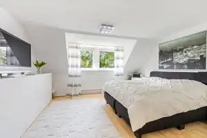 Ruhig & gut angebunden: Doppelhaushälfte mit Garten, Keller & Carport in Norderstedt – Segeberg (Kreis) – Vorschaubild 13