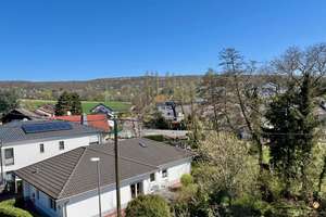 Ländlich und doch stadtnah:
Zweifamilienhaus mit zwei Garagen – Die vollständige Adresse der Immobilie erhältst du vom Anbieter., 65207 Breckenheim, Wiesbaden – Vorschaubild 15