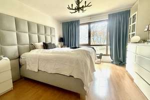 Süße teilmöblierte 2-Zim-Whg. mit Balkon in München-Johanneskirchen (Bogenhausen) – Die vollständige Adresse der Immobilie erhältst du vom Anbieter., 81929 Johanneskirchen, München – Vorschaubild 1