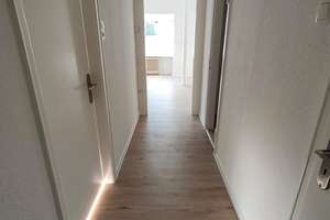 **GERICHTSVIERTEL- Gepflegte Wohnung mit Duschbad & Vinylböden** – 44135 Kaiserbrunnen, Dortmund – Vorschaubild 7