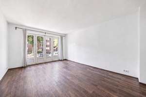 Zwischen Alster und Eilbekkanal: 2 Zimmer mit Balkon ins Grüne – Die vollständige Adresse der Immobilie erhältst du vom Anbieter., 22089 Eilbek, Hamburg – Vorschaubild 1