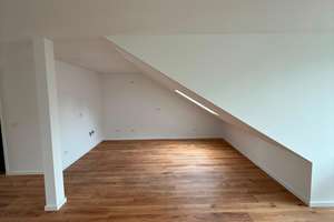 Viel Platz für Ihre Pläne: 4-Zimmer-Wohnung in Leverkusen-Wiesdorf – Hauptstraße 98, 51373 Wiesdorf, Leverkusen – Vorschaubild 6