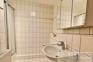 Bosch Nähe 2 Zimmer Wohnung in Reutlingen schön geschnitten ideal für Studenten und Paare im 1OG.+TG – Die vollständige Adresse der Immobilie erhältst du vom Anbieter., 72762 Reutlingen-Mitte, Reutlingen – Vorschaubild 8