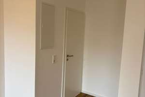Kernsanierte 2-Zimmer Wohnung mit Sonnenbalkon in Alt-Heerdt – Alt-Heerdt 26, 40549 Heerdt, Düsseldorf – Vorschaubild 13
