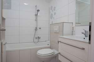 1-Zimmer-Wohnung mit Westbalkon, Einbauküche & Tiefgaragenstellplatz – Freiburg Wiehre – 79100 Unterwiehre-Süd, Freiburg im Breisgau – Vorschaubild 7