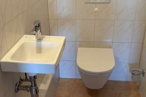 Familienfreundliche 4 - Zimmerwohnung mit atemberaubender Aussicht in Orschel-Hagen – Frankfurter Straße 10, 72760 Reutlingen-Mitte, Reutlingen – Vorschaubild 6