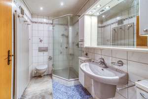 Reihenmittelhaus mit Garten & Garage in Erlangen-Büchenbach !
 – 91056 Büchenbach Nord, Erlangen – Vorschaubild 5