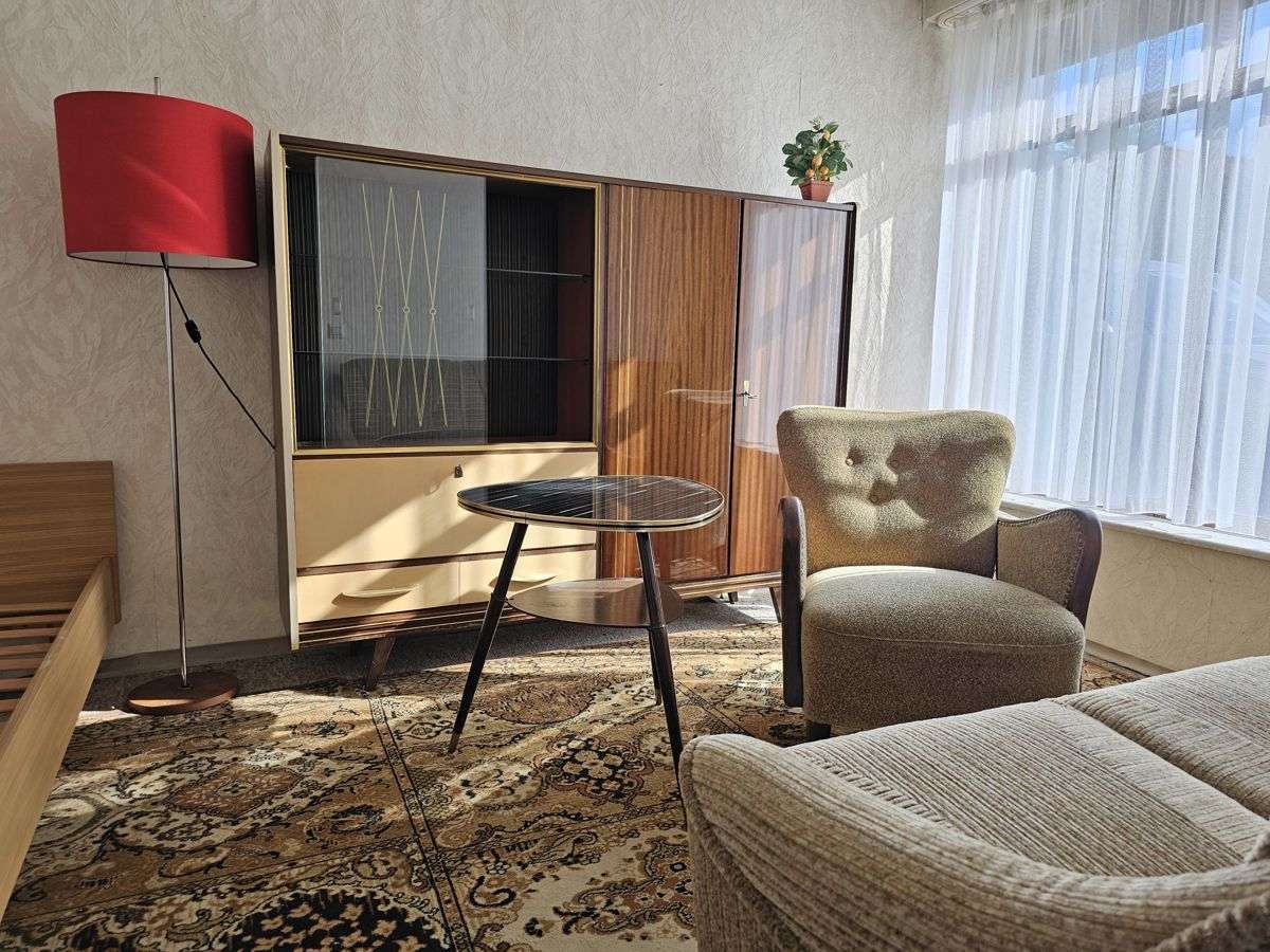 Immobilie in Birkenfeld - **Birkenfeld-Gräfenhausen**2-FH mit Scheune, großer Einfahrt, imposanter Außenanlage und Garten** - Bild 4