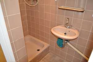Verkauft!!! 19200.- Euro Kaltmiete pro Jahr- Haus in Findorf mit 3 Wohnungen - super Lage! – Findorff-Bürgerweide, Bremen, 28215 Bremen – Vorschaubild 19