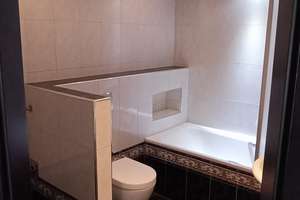 Frisch renoviert: 3-Zimmer-Wohnung mit EBK, Terrasse und Carport in Krefeld – Die vollständige Adresse der Immobilie erhältst du vom Anbieter., 47803 Kempener Feld/Baackeshof, Krefeld – Vorschaubild 8