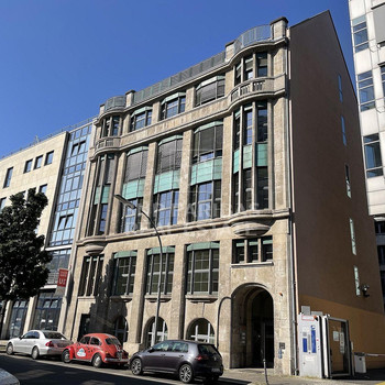 ###Ihre neuen Büroflächen in grüner und ruhiger aber dennoch zentraler Lage###