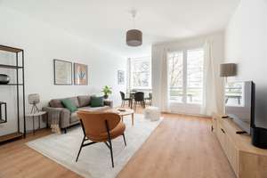Beeindruckende 2-Zimmer Wohnung in Charlottenburg - voll möbliert – Nestorstraße 53A, 10709 Halensee, Berlin – Vorschaubild 1
