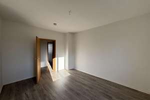 Attraktive 3-Zimmer-Wohnung mit Einbauküche und Loggia in Chemnitz-Hilbersdorf! – Die vollständige Adresse der Immobilie erhältst du vom Anbieter., 9131 Hilbersdorf, Chemnitz – Vorschaubild 7