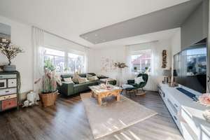 Moderne Doppelhaushälfte in Hage mit Stil und hochwertiger Ausstattung auf ca. 155 m² – Die vollständige Adresse der Immobilie erhältst du vom Anbieter., 26524 Hage – Vorschaubild 13