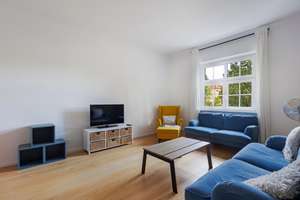 Altbaucharme mit Parkblick - sanierte 2-Zimmer Wohnung in Kreuzberg – Manteuffelstrasse 9, 12103 Tempelhof, Berlin – Vorschaubild 2