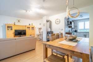 Gepflegtes Reiheneckhaus mit Garage und Carport in ruhiger Lage von Türkheim / Süd! – Unterallgäu (Kreis) – Vorschaubild 3
