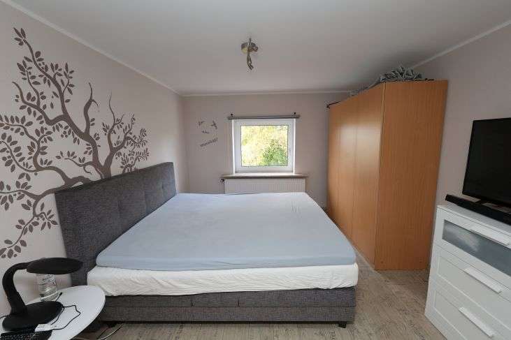 Immobilie in Dörpling - Ehemalige, modernisierte Dorfschule mit Doppelhauskonzept auf idyllischem Grundstück in Dörpling b.  - Bild 6