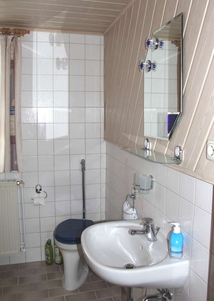 Immobilie in Johanngeorgenstadt - Schönes Wohnhaus - freie Fewo im DG   - Bild 2