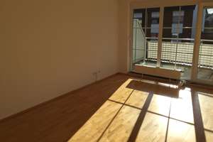 Moderne 3-Zimmer Wohnung mit Balkon, EBK und Garage – Lagerstraße 6B, 82178 Puchheim – Vorschaubild 5