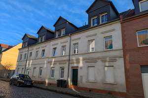 Schönes Mehrfamilienhaus mit kleinem Garten – Marienstraße 63, 6449 Aschersleben – Vorschaubild 1