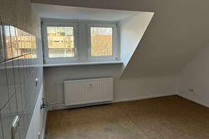 Großzügig geschnittene 3-Zimmer-Wohnung mit Klimaanlage! – Saarbrücker Str. 13, 47053 Friemersheim, Duisburg – Vorschaubild 7