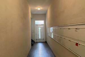 Helles Apartment mit Einbauküche und bodentiefem Fenster mitten in der City! – Große Steinstraße 10, 6108 Altstadt, Halle (Saale) – Vorschaubild 3
