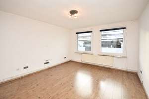 Nahe Theaterwall: 63m² große Wohnung mit Loggia in zentraler Lage! – Die vollständige Adresse der Immobilie erhältst du vom Anbieter., 38100 Innenstadt, Braunschweig – Vorschaubild 2