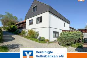 Einfamilienhaus mit ELW in sehr guter Lage mit 2 Garagen und 1 Carport