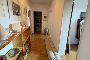 3- Zi.-Wohnung  mit herrlichem Blick  auf die Burg – Die vollständige Adresse der Immobilie erhältst du vom Anbieter., 84034 West, Landshut – Vorschaubild 4