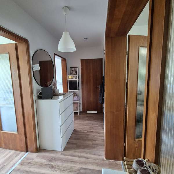 *** helle und schöne 3-Zimmer-Wohnung mit Balkon ***