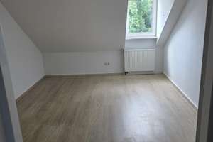 Innenstadtlage - sehr schöne renovierte 3-ZKB, 81m² (102m²) Dachgeschoss-Wohnung, EK, 2 Bäder  – Lutherstr 11, 34117 Nord (Holland), Kassel – Vorschaubild 4