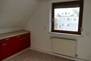 Gutgelegene, Teilmöblierte 1-Zimmer-DG-Wohnung zur Miete in Neu-Ulm Offenhausen – Die vollständige Adresse der Immobilie erhältst du vom Anbieter., 89231 Neu-Ulm – Vorschaubild 5