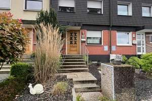 Tolles Reihenmittelhaus mit Garage in Dortmund – Die vollständige Adresse der Immobilie erhältst du vom Anbieter., 44289 Sölderholz, Dortmund – Vorschaubild 3