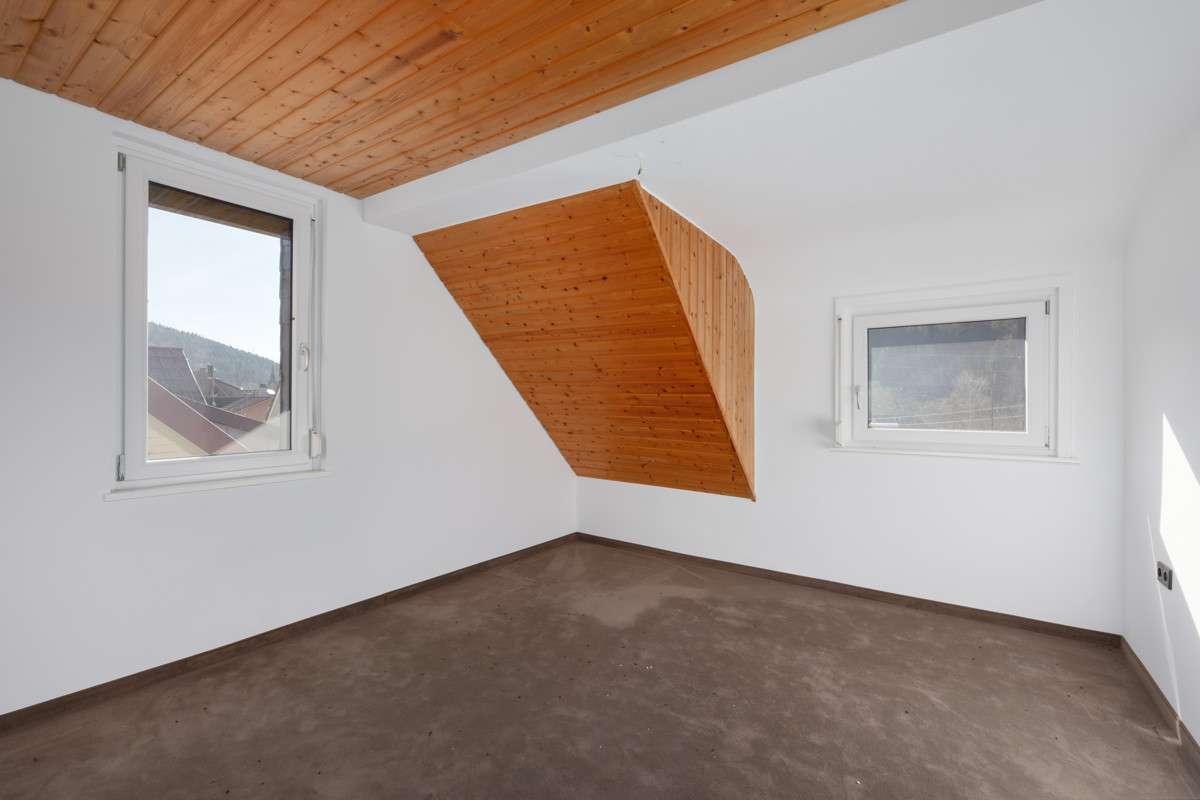 Immobilie in Höfen an der Enz - Unzählige Möglichkeiten - Willkommen in Ihrem neuen Lieblingsplatz! - Bild 0