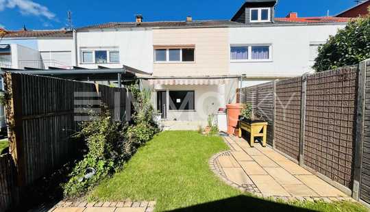 Bild von TEILSANIERT! ** Ihr Traumhaus im Main Taunus! **