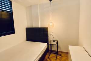 VARIABEL BEZUGSFREI: ZENTRUMNAHES, MÖBLIERTES ZWEI-ZIMMER-APARTMENT – Lindemannstraße 75, 40237 Düsseltal, Düsseldorf – Vorschaubild 3
