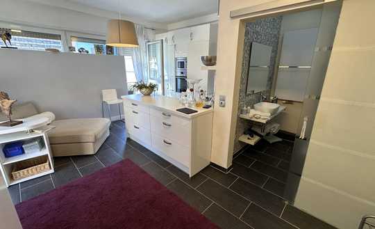 *** Dachterrassenapartment direkt in der City ***