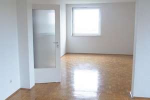 Großzügige, helle Wohnung mit Parkett und Balkon – Franz-Liszt-Straße 8, 40593 Urdenbach, Düsseldorf – Vorschaubild 3