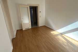 Zentrale und helle 3 ZKB Wohnung zu vermieten – Hellmundstraße 8, 65183 Wiesbaden – Vorschaubild 2